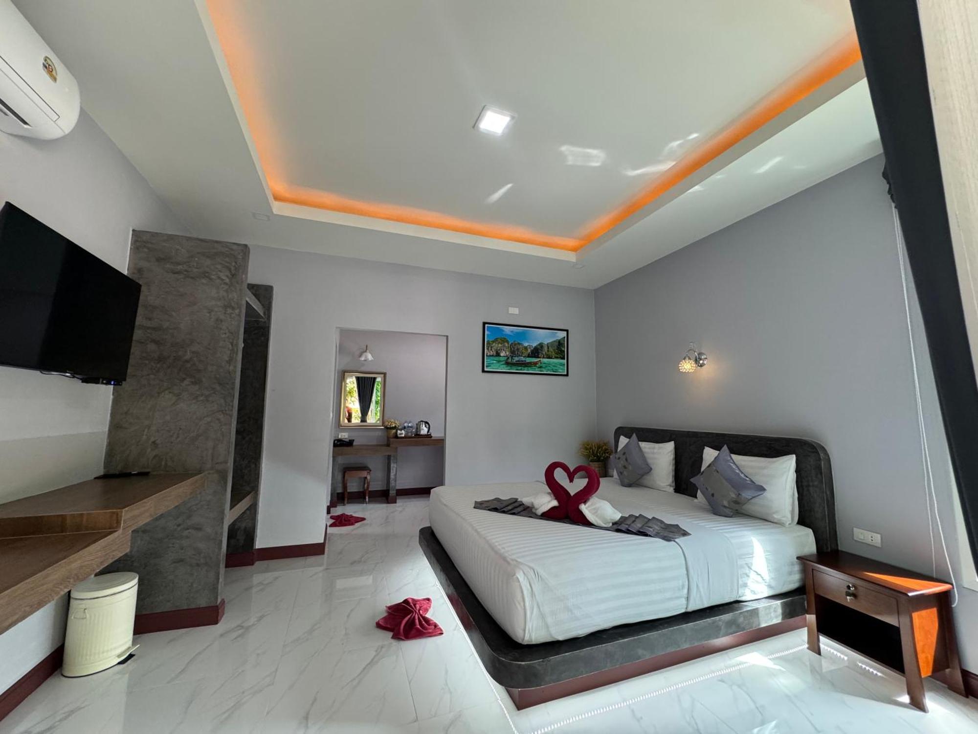 Pana Long Beach Resort - Sha Plus Koh Lanta Exterior photo